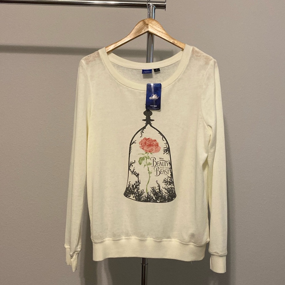 Lightweight pullover